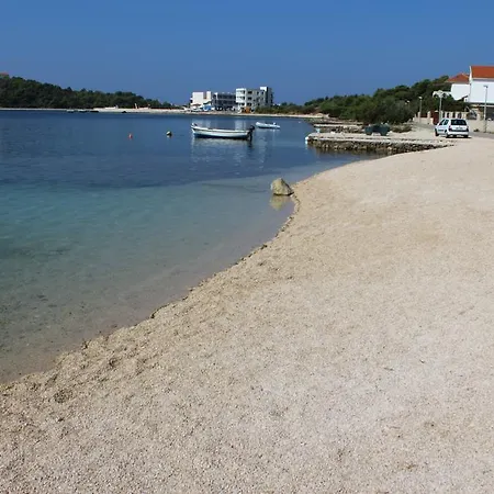 Beach Rogoznica Apartmán *