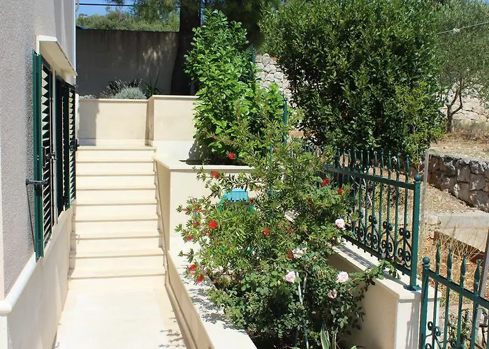 Beach * Rogoznica (Sibenik-Knin)