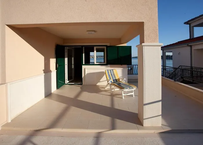 Beach * روغوزنيكا